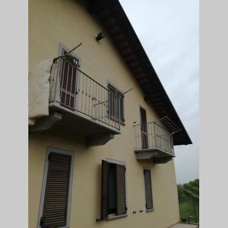 Casa Vacanze Liliana Priocca Екстер'єр фото